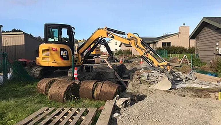 loader digging hole